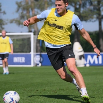 Derby Curse? AC Milan as Inter's Turning Point Two Surprise Performers Shine in Training, Hoping to Be Heroes