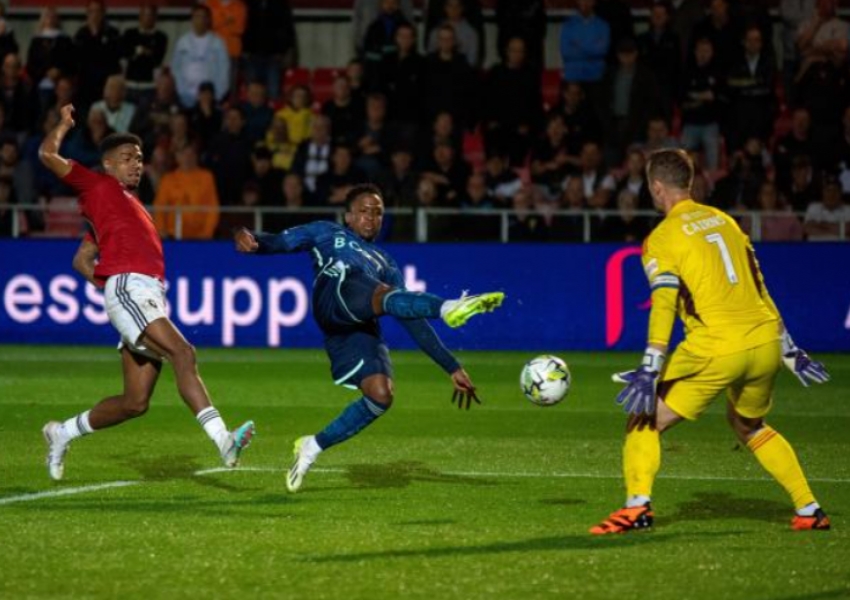 EFL Trophy Group Stage Opener: Barnsley Aims to Extend Offensive Prowess, Bolton Begins Title Defense-2