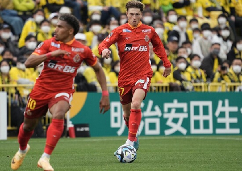 J.League Cup: Kashima Antlers Bolstered by Returnees, Urawa Red Diamonds Rely on Outspoken Foreign Players-2