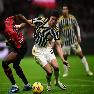 Champions League Group F Round 3: PSG's Possession Struggles and Newcastle's Attack Power