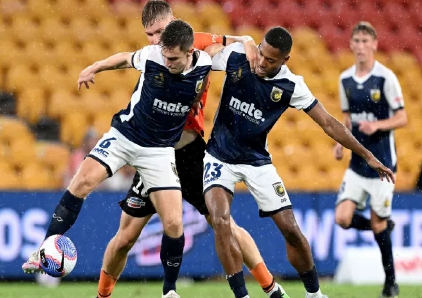 A-League Round 10: Can Melbourne City Reclaim Their Regular Season Crown? Wellington Phoenix's Efficient Chain Defense-1