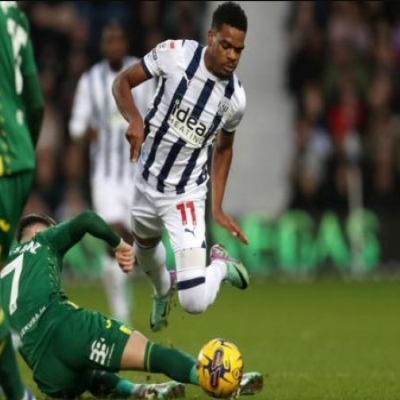 Championship Round 25: Southampton Close In on Leaders, Leeds United Face Goalkeeper Crisis