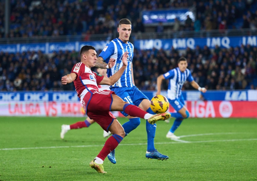 La Liga Matchday 15: Barcelona and Atletico Madrid Unburdened by Champions League Worries, Mallorca to Dominate Alaves Again?-2