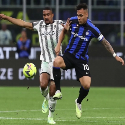 Two Defensive Titans to Decide Serie A's Top Scorer Duel: Inter's Coach Relies on a Different Sword