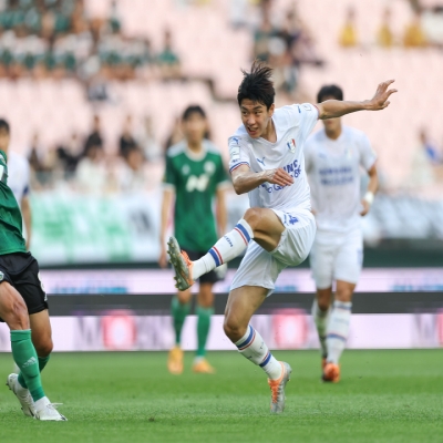 K-League Round 2: Jeonbuk Hyundai Striker Under Immense Pressure, Pohang Steelers Continue to Assess Their Strength