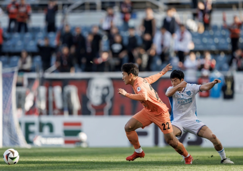 K-League Round 5: Pohang Steelers’ Striker Focuses on Link-Up Play, Jeonbuk Hyundai Seeks First Win-1