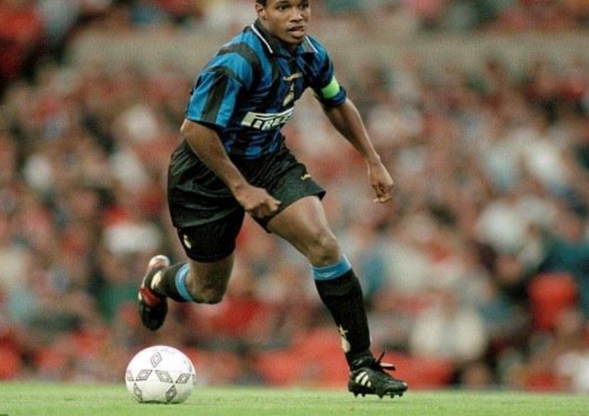 Inter Milan's Unsung Hero Sneijder: Key to New Signings and a 30-Year Record Challenge by the Versatile Zelinski-2