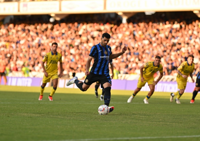 New Idol in Milan! Taremi's 3 Goals in 5 Matches Rattle Thuram as Iranian Striker Proves His Skills-0