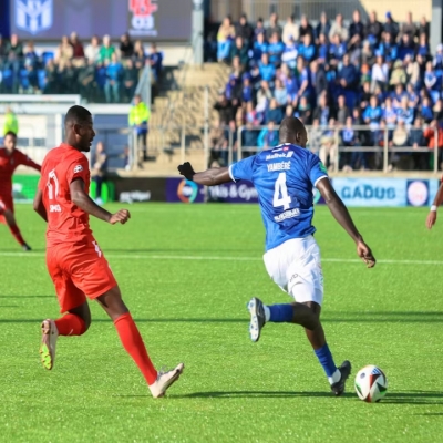 UEFA Champions League Qualifiers First Round: Dudelange's Finishing Woes and Larne Fans' Effective Support