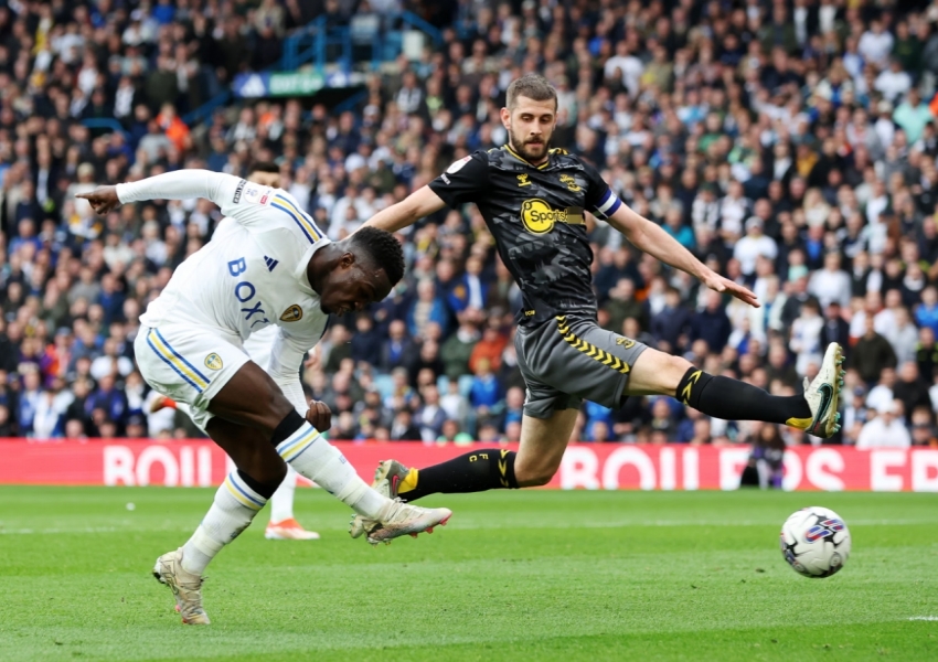 EFL Championship Opening Round: Can Middlesbrough Avoid Last Season's Pitfalls? Leeds United Aim for a Winning Start-2