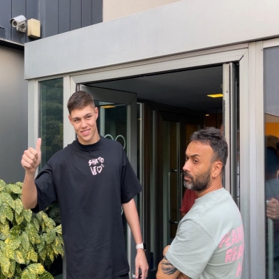 Transfer Market Insights: Inter Milan Responds to Warnings from Manchester United and Arsenal Deals, While Eyeing Future Forward Options