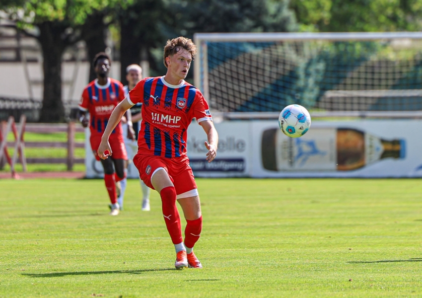 Bundesliga Round 3: Dortmund Faces Off in Defensive Derby, Leverkusen Feeling the Pressure-2