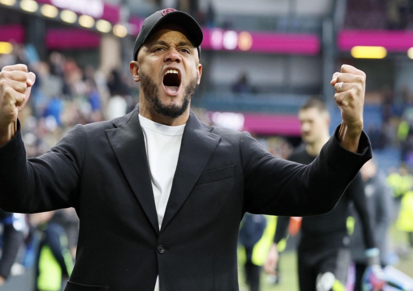 Bundesliga Round 4: Augsburg Shows Survival Expertise, Bayern’s New Coach Finally Gains Recognition-0