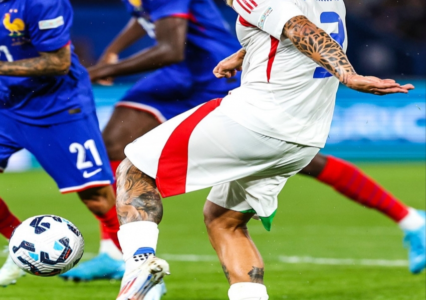 Italy's Unconventional Wingback Redefines Elite Status: Dimarco’s Meteoric Rise and Big-Game Brilliance-0