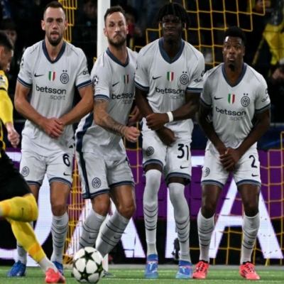 Inter Milan’s Narrow Win Sets Four Records as Defensive and Offensive Stars Emerge