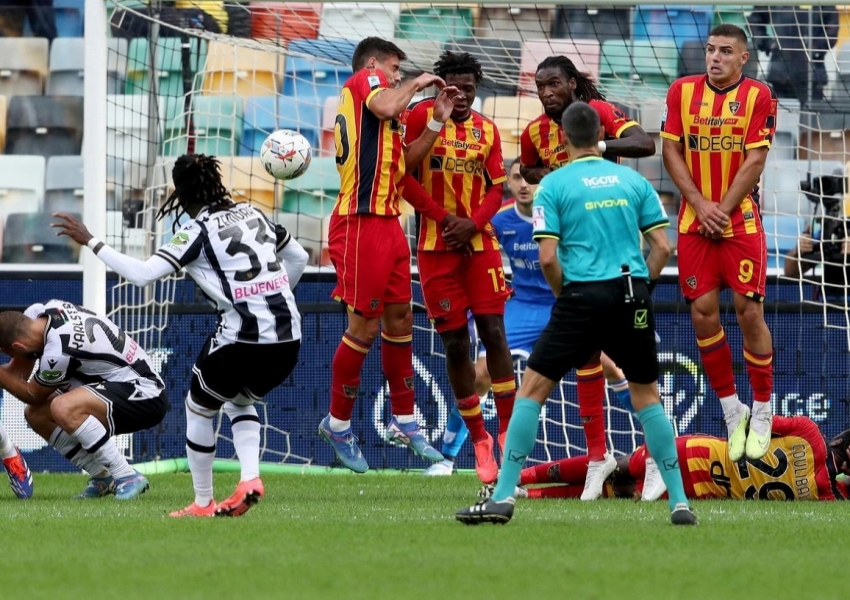 Serie A Round 8: Is AC Milan's Coach Misunderstanding Substitutions? Juventus Lacking Fire in Domestic League-1