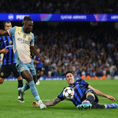 Why Inter Milan’s Defense Struggles in Serie A Compared to the Champions League: Inzaghi’s Plan to Reinforce the Backline