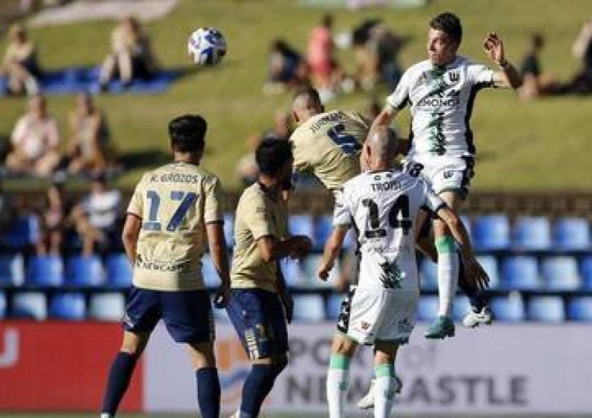 A-League Round 16: Is Melbourne Victory’s Peak Over? Jets Push for Playoff Lifeline-2