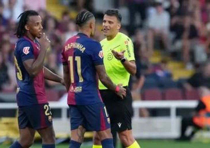 Controversy Erupts in Supercopa Final: Real Madrid Escape Red Cards as Referee Faces Fierce Criticism-0