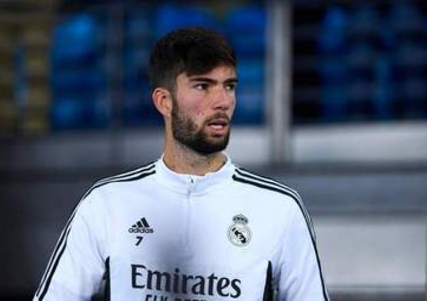 Zidane’s 22-Year-Old Son Flourishes After Leaving Real Madrid: 19 Matches, 4 Goals, and a La Liga Bid-0