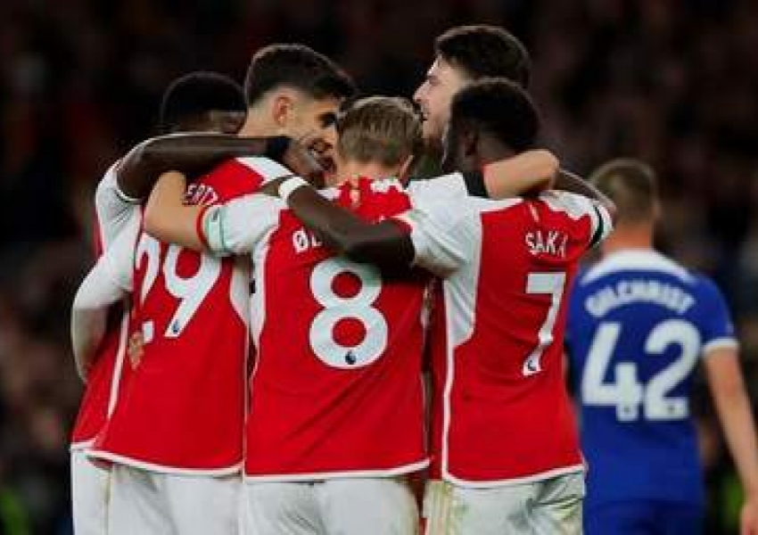 £2.1 Billion Showdown! Top Four Crucial Battle: Two Superstars Face-Off, Arsenal Aiming for 22-Year Record-2