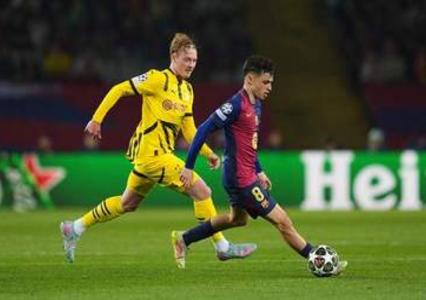 Champions League Classic: Barça’s Midfield Maestro Worshipped by Thousands After 11.5KM Marathon-2