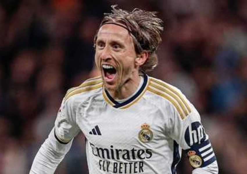 39-Year-Old Luka Modrić Bids Farewell to Real Madrid, Football World Sends Heartfelt Tributes: CR7 and Benzema Express Gratitude, Vinícius Praises the Maestro-0
