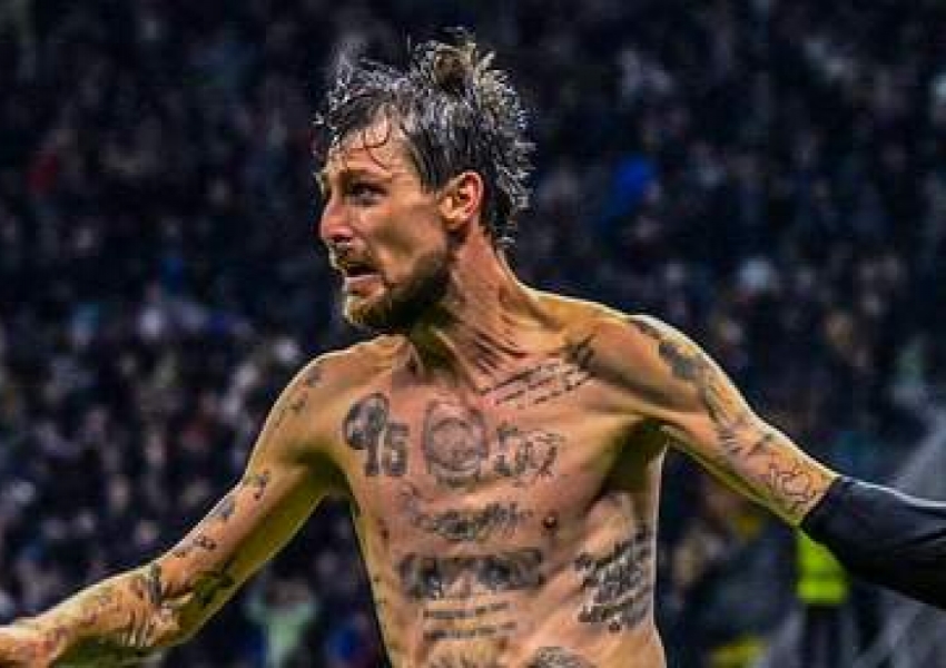 Acerbi’s Miracle: 37-Year-Old Warrior Scores First Champions League Goal in 93rd Minute to Rescue Inter and Reach Final Again-0